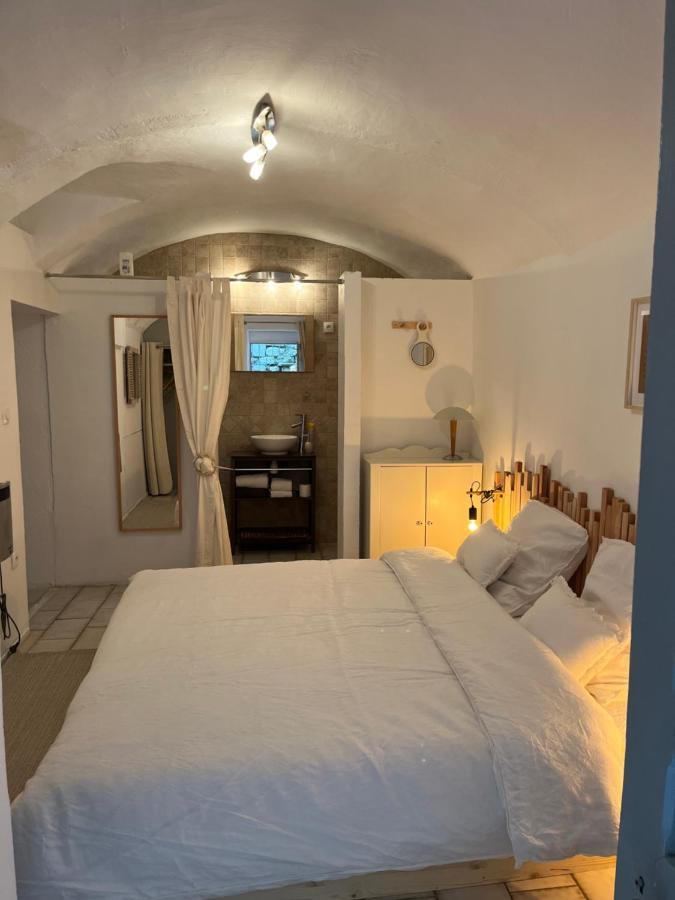 Maison Du Vigneron Apartment Vezenobres